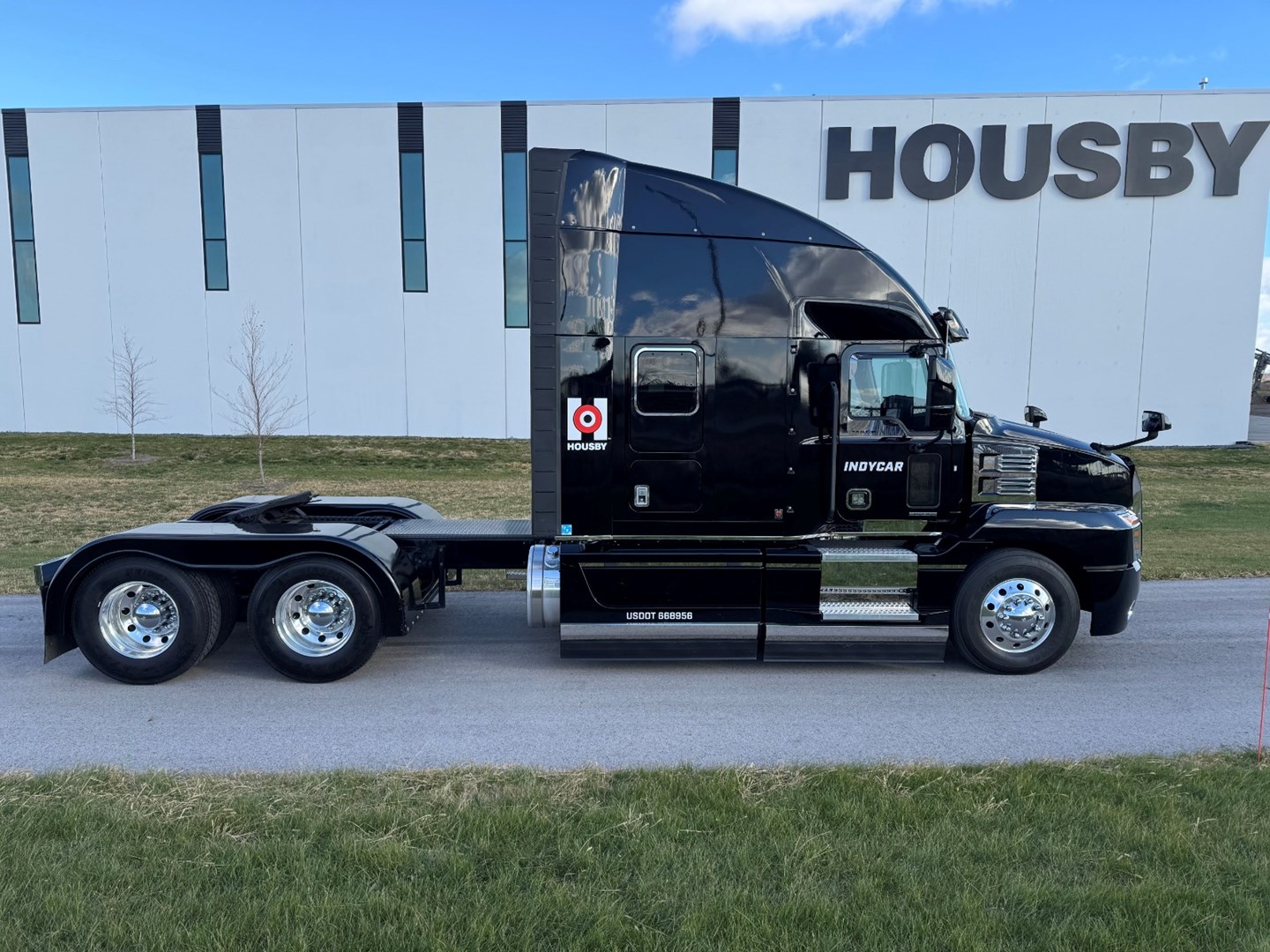 2023 MACK AN64T - USED TRUCKS SLEEPER - image 7